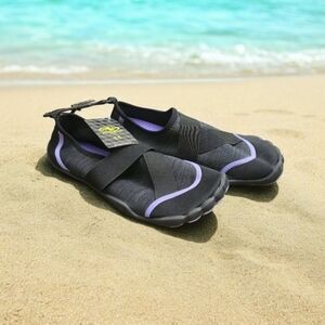 Athletic Works Women's Five Toe Water Shoes For Any Water Occasion Size 11 NWT!